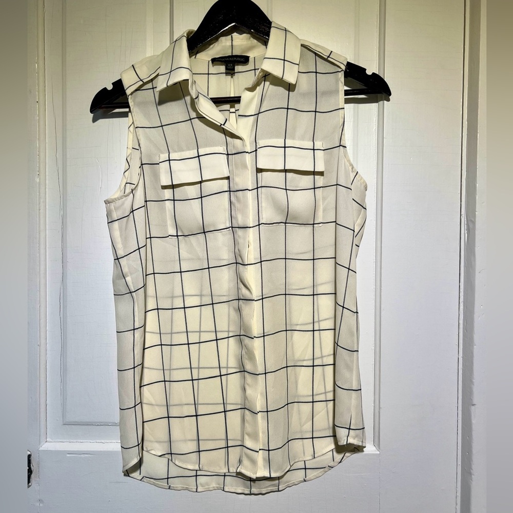 Banana Republic Sleeveless Grid Blouse - windowpane Cream and Navy XS